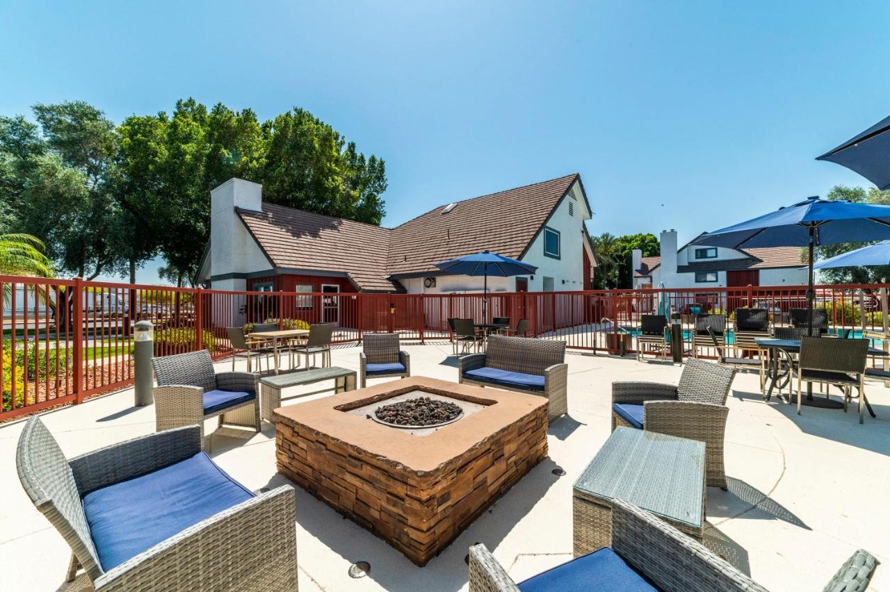 Metro Phx Upstairs 2Bd Sleeps 6 Heated Pool No Pets Allowed Phoenix Exteriör bild