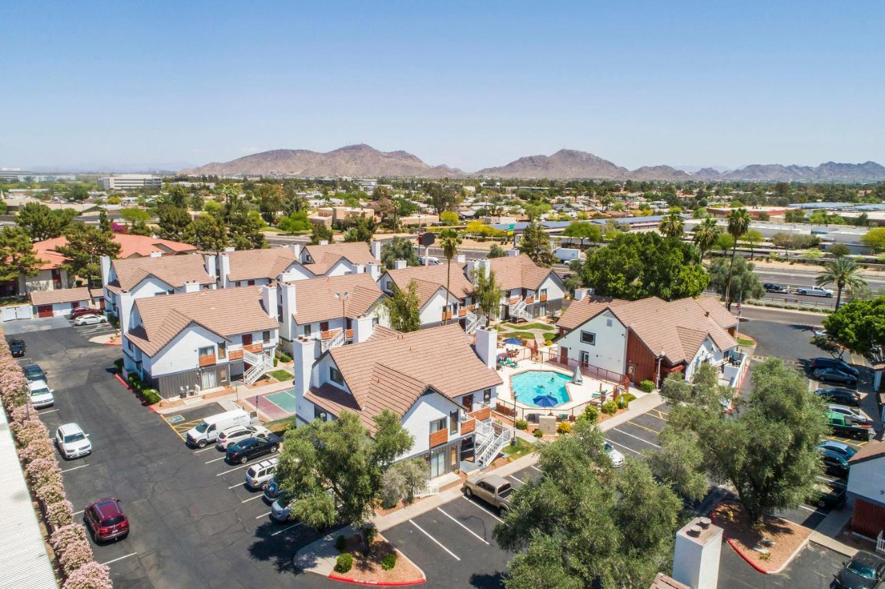 Metro Phx Upstairs 2Bd Sleeps 6 Heated Pool No Pets Allowed Phoenix Exteriör bild