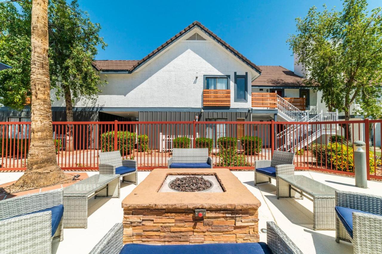Metro Phx Upstairs 2Bd Sleeps 6 Heated Pool No Pets Allowed Phoenix Exteriör bild