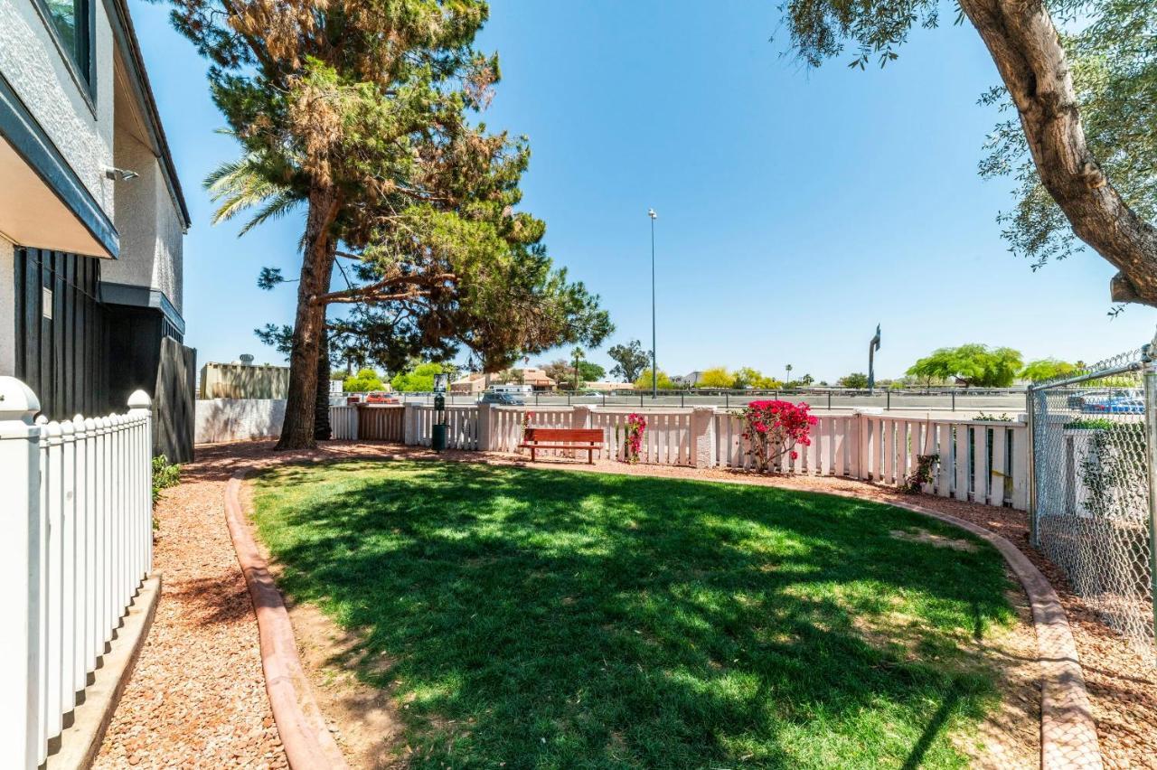 Metro Phx Upstairs 2Bd Sleeps 6 Heated Pool No Pets Allowed Phoenix Exteriör bild